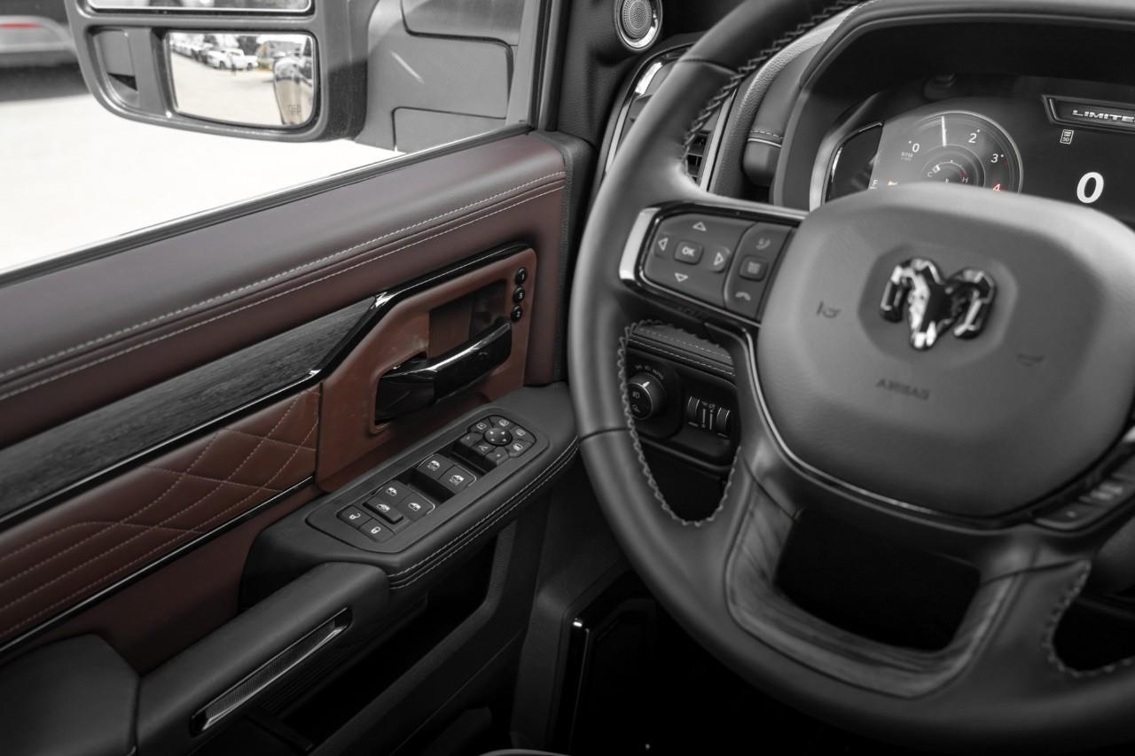 2025 RAM 3500 Limited S565788