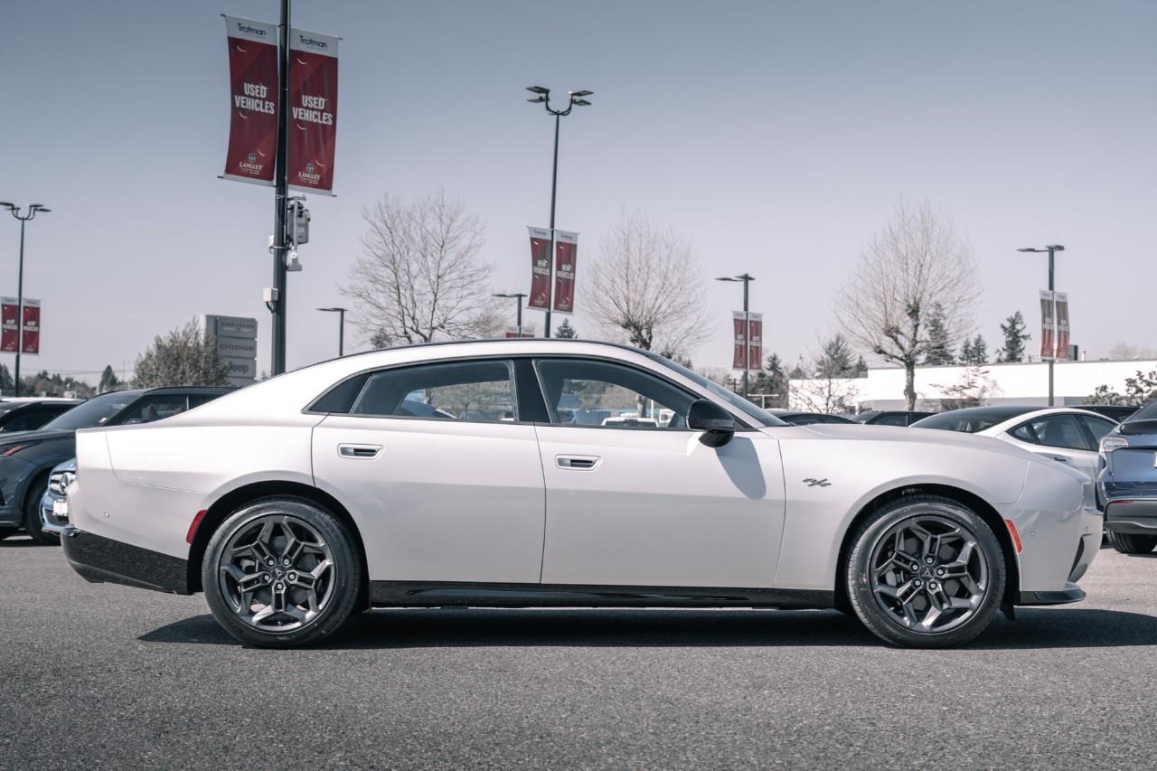 2026 Dodge Charger R/T T258980