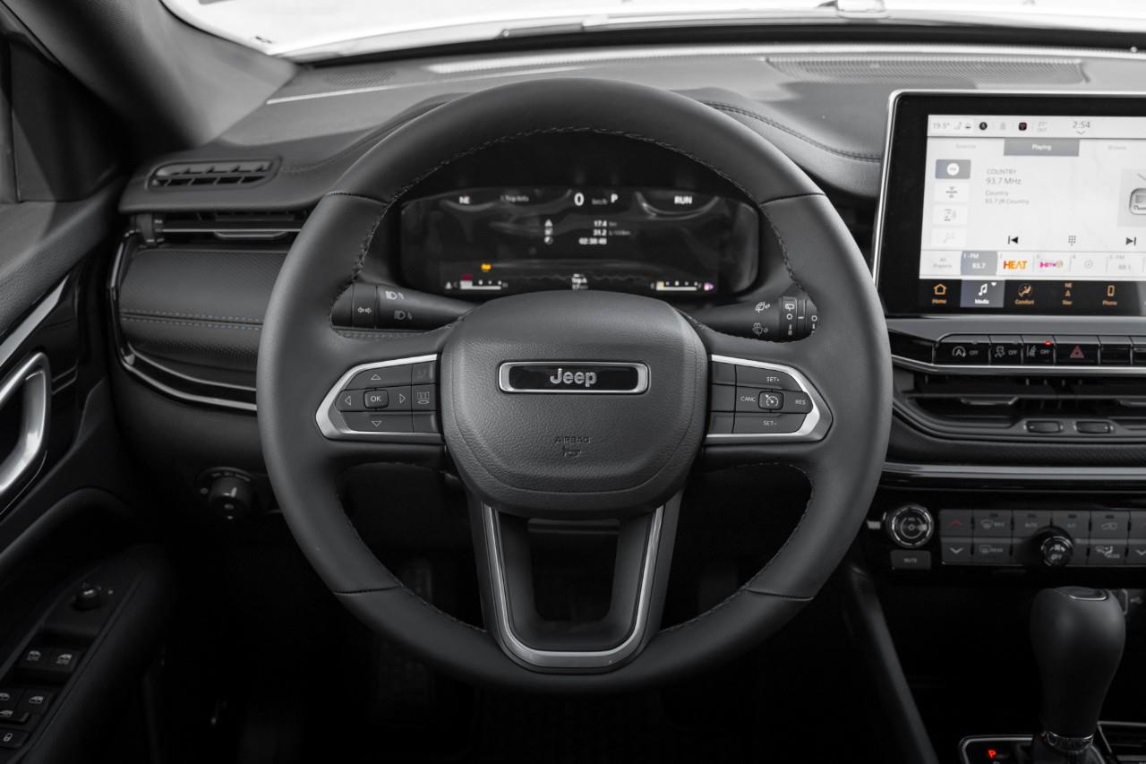 2026 Jeep Compass North T235402