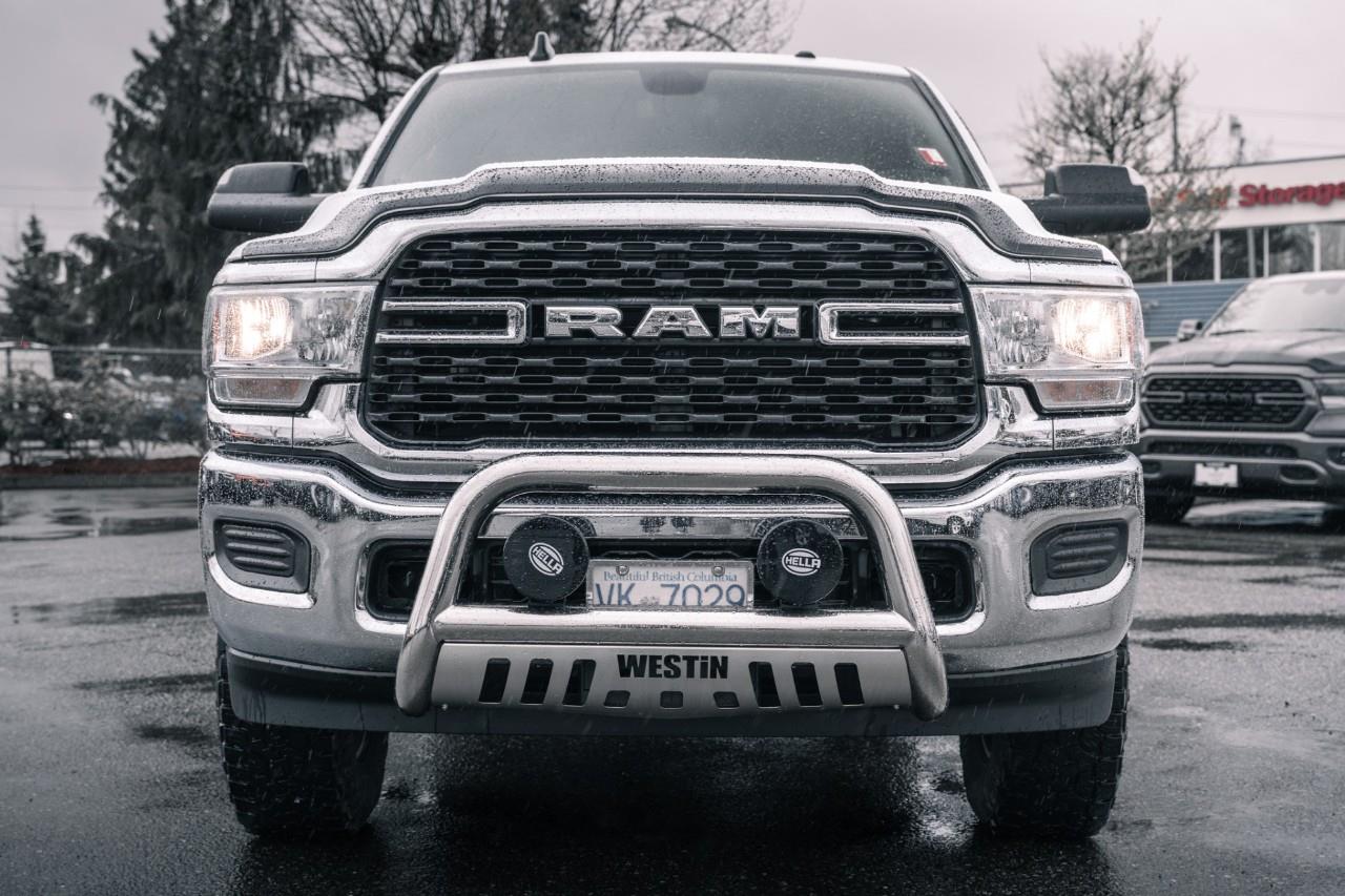 2022 RAM 3500 Big Horn T219117B