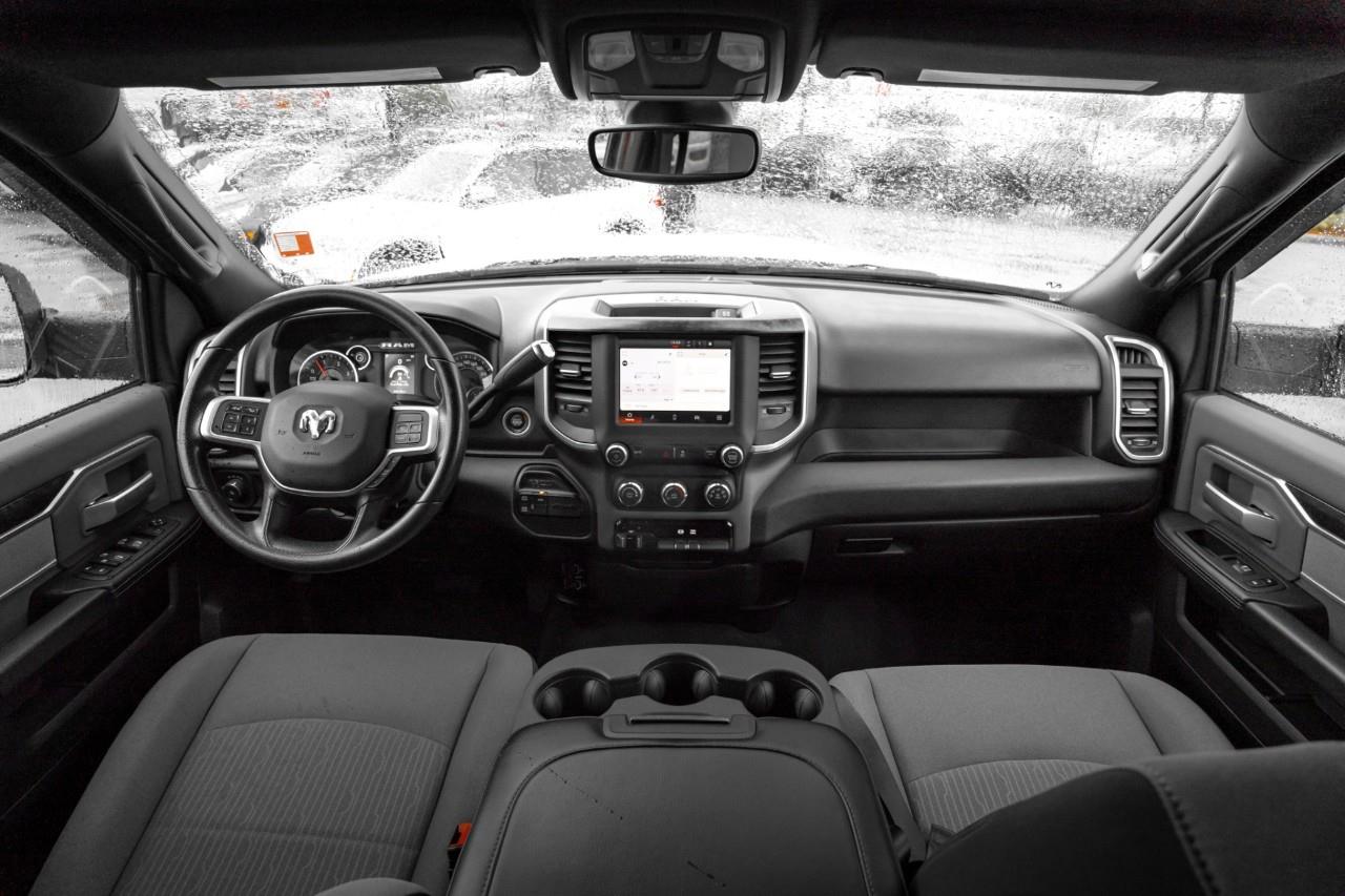 2022 RAM 3500 Big Horn T219117B