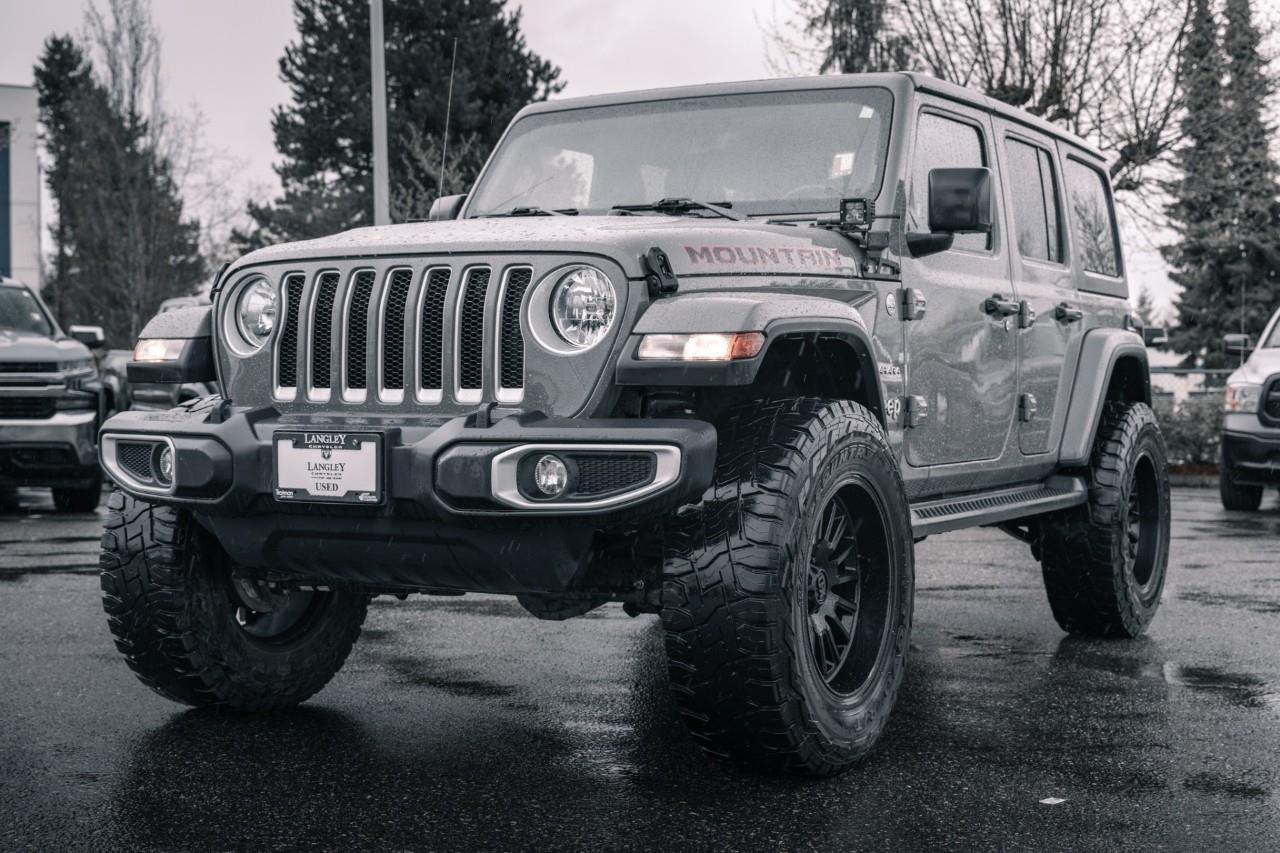 2022 Jeep Wrangler Unlimited Sahara S624861A