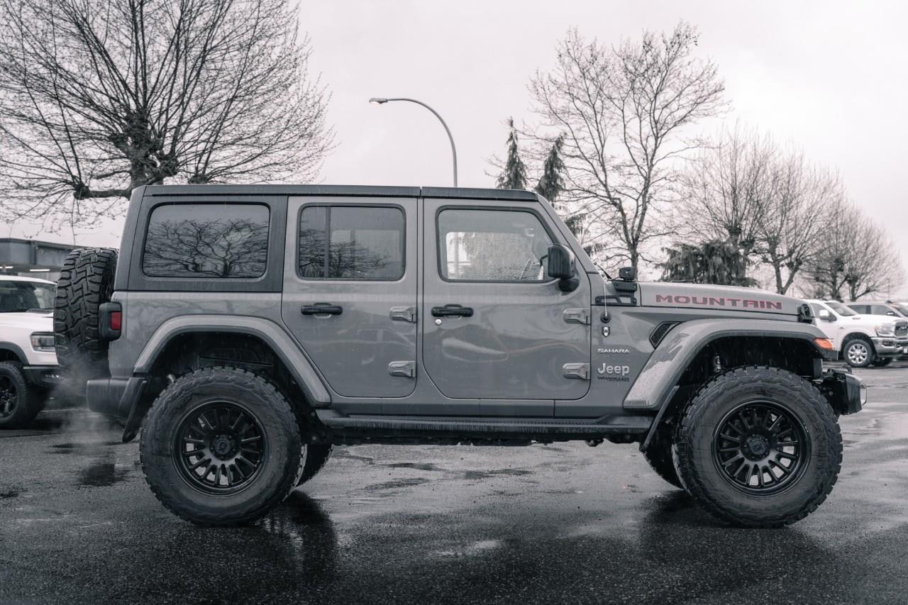 2022 Jeep Wrangler Unlimited Sahara S624861A