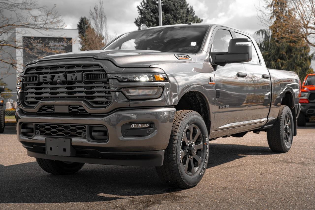 2026 RAM 3500 Big Horn T285945