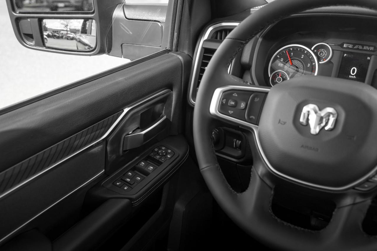 2026 RAM 3500 Big Horn T285945