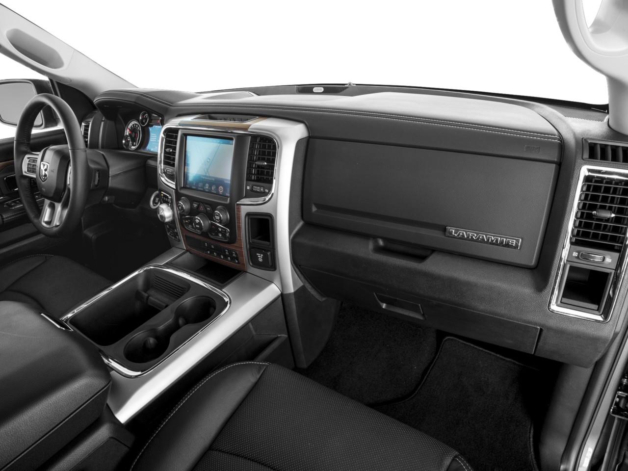 2017 RAM 1500 Laramie T184184B