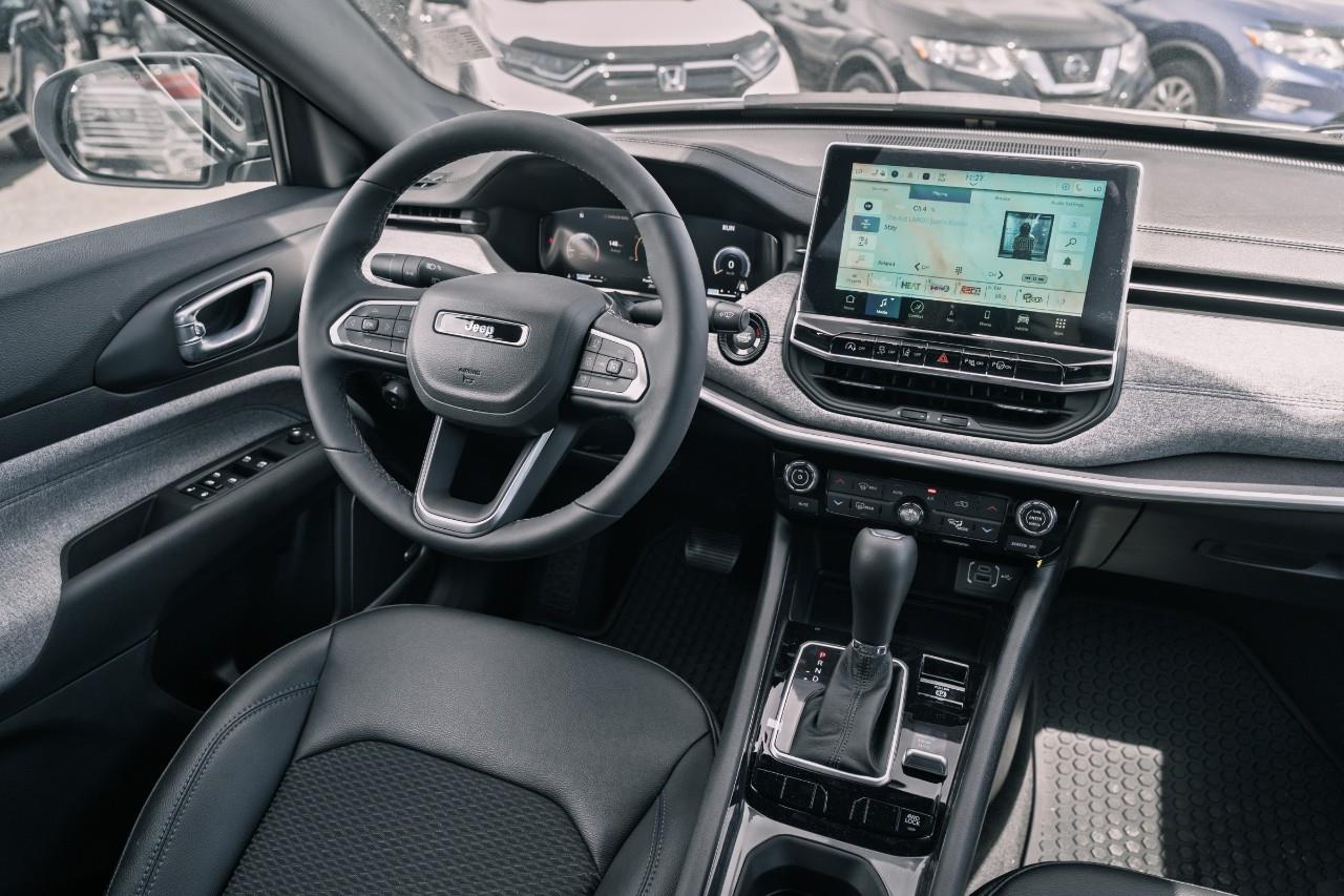 2025 Jeep Compass Sport S625365