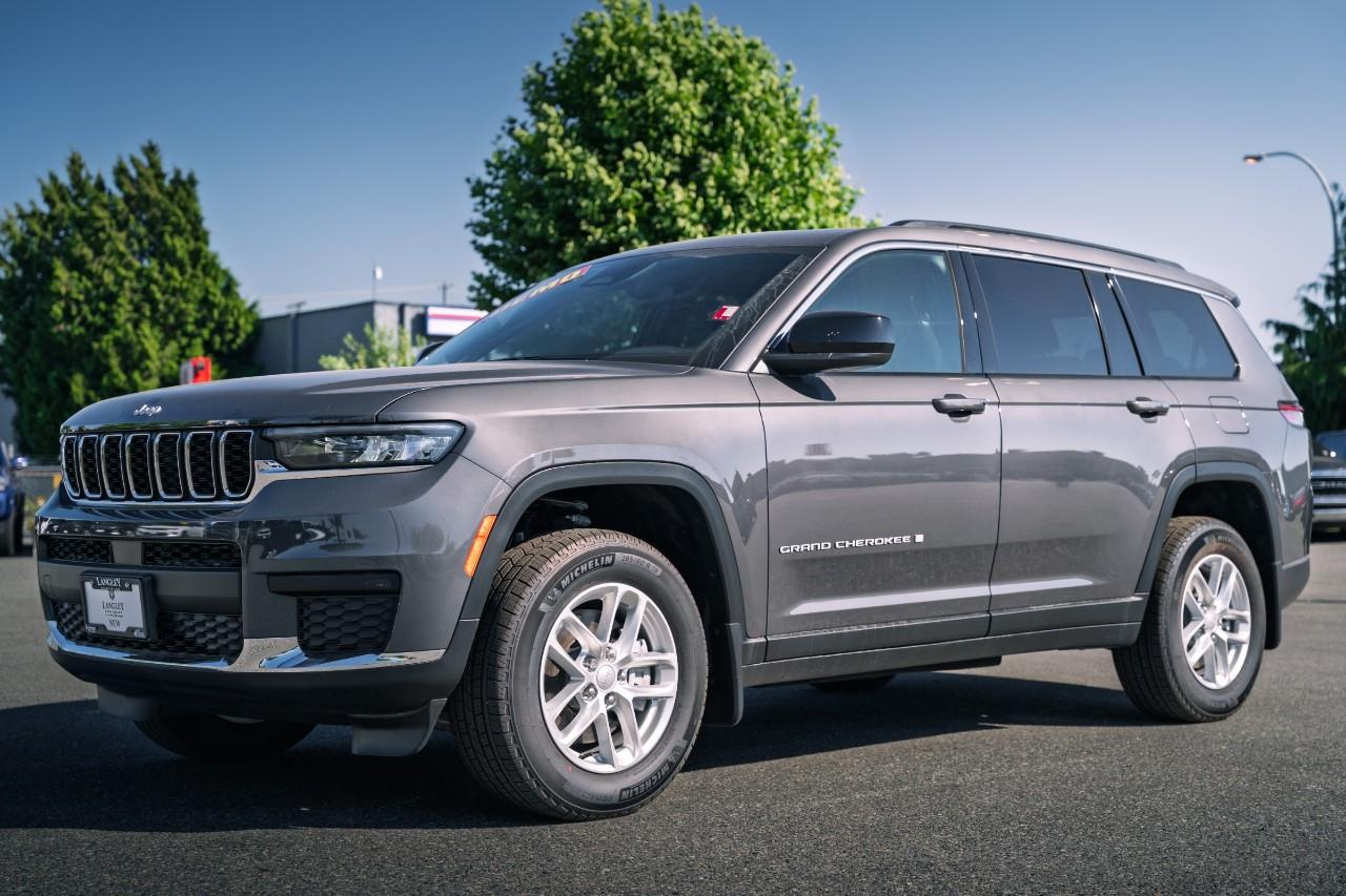 2024 Jeep Grand Cherokee L Laredo LC2655