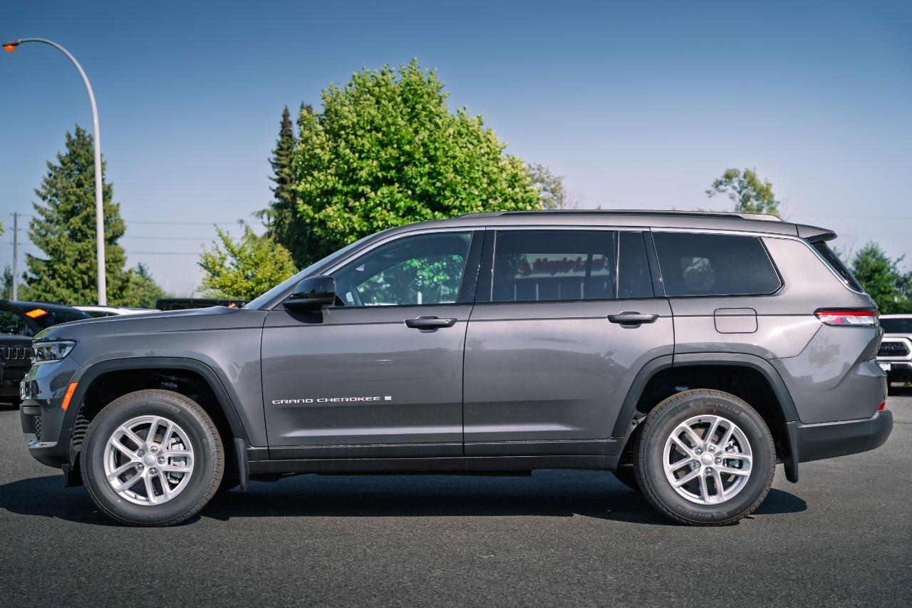 2024 Jeep Grand Cherokee L Laredo LC2655