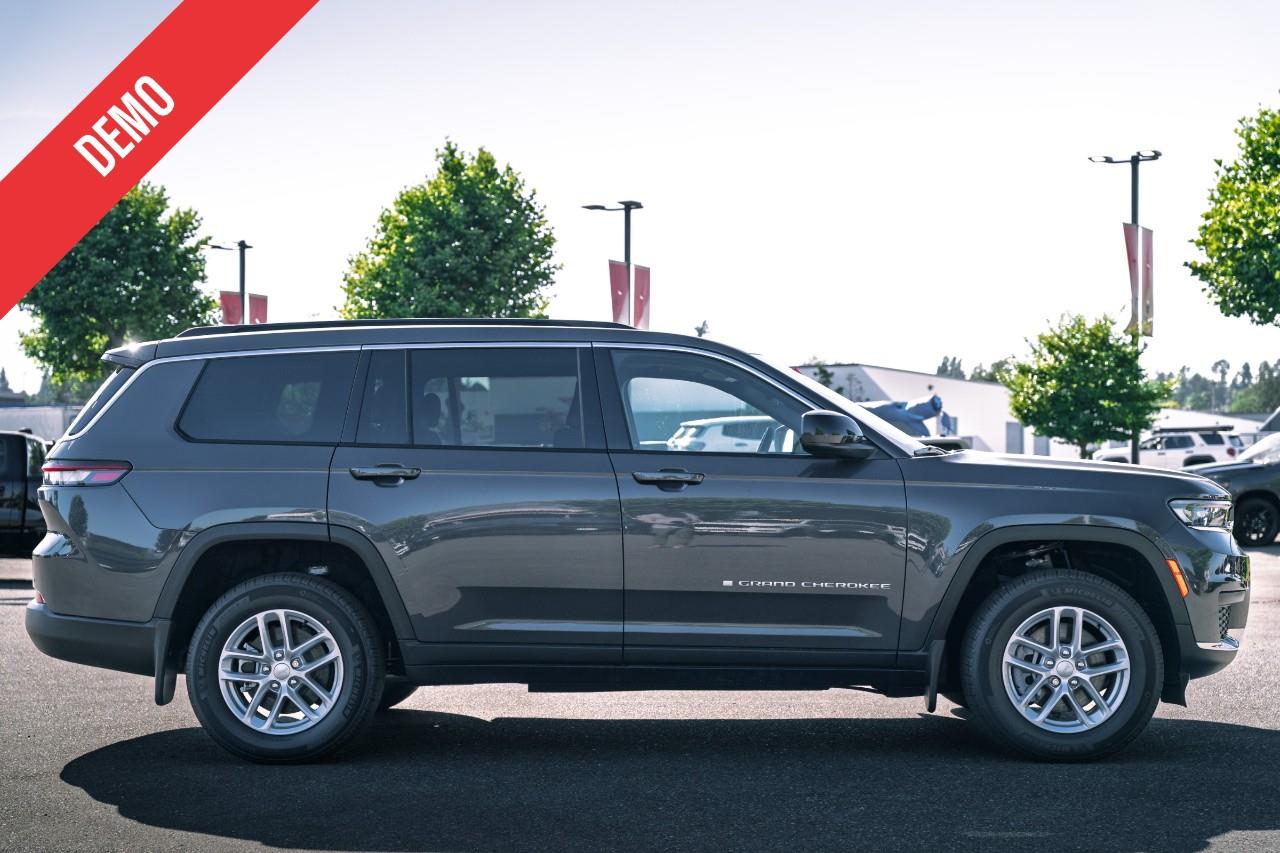 2024 Jeep Grand Cherokee L Laredo LC2655
