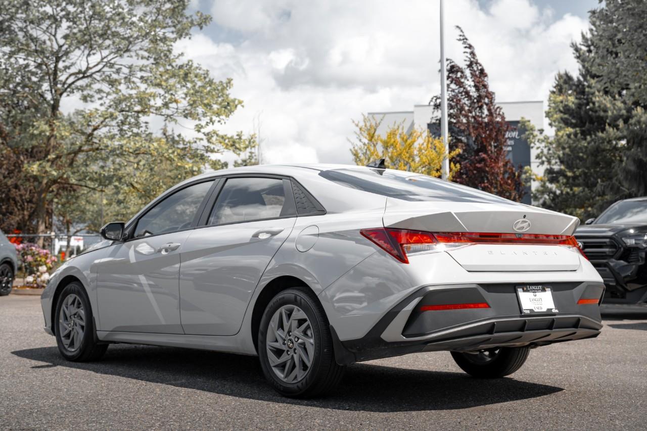 2025 Hyundai Elantra Preferred LC2977