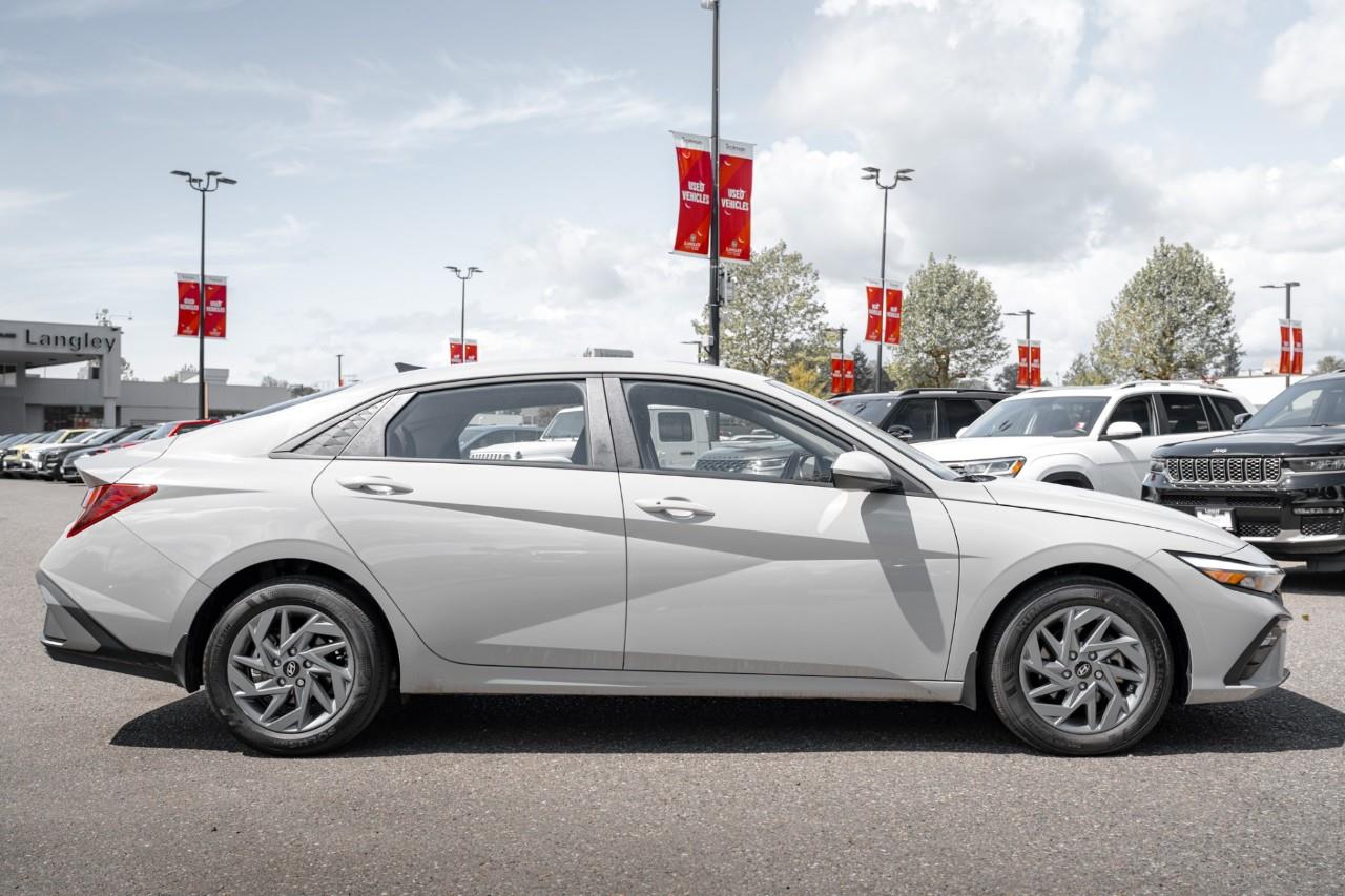 2025 Hyundai Elantra Preferred LC2977