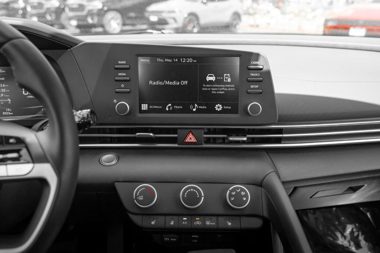 2025 Hyundai Elantra Preferred LC2977