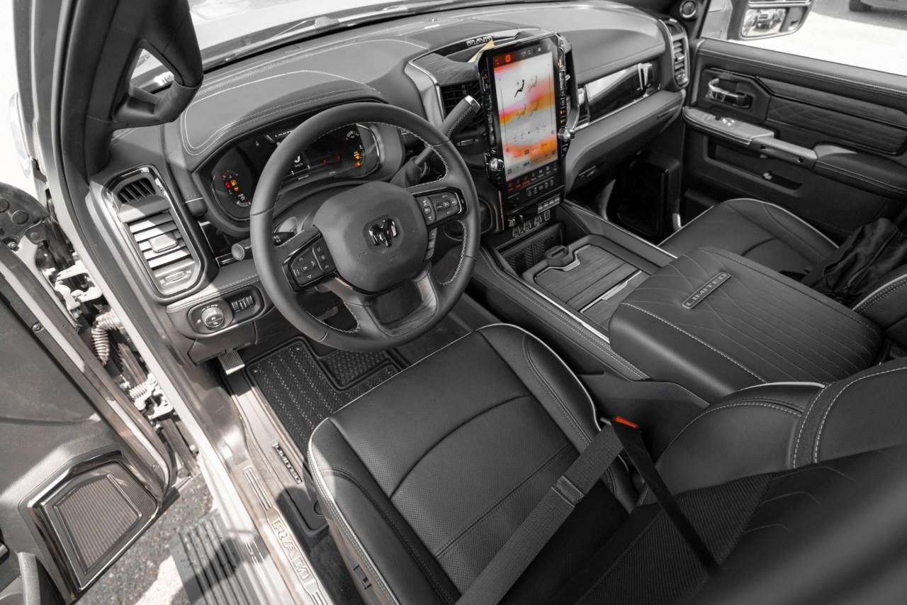 2026 RAM 3500 Limited T267066