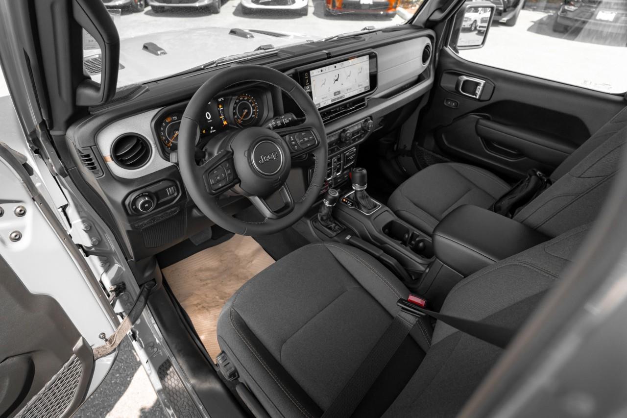 2026 Jeep Wrangler Sport T291711