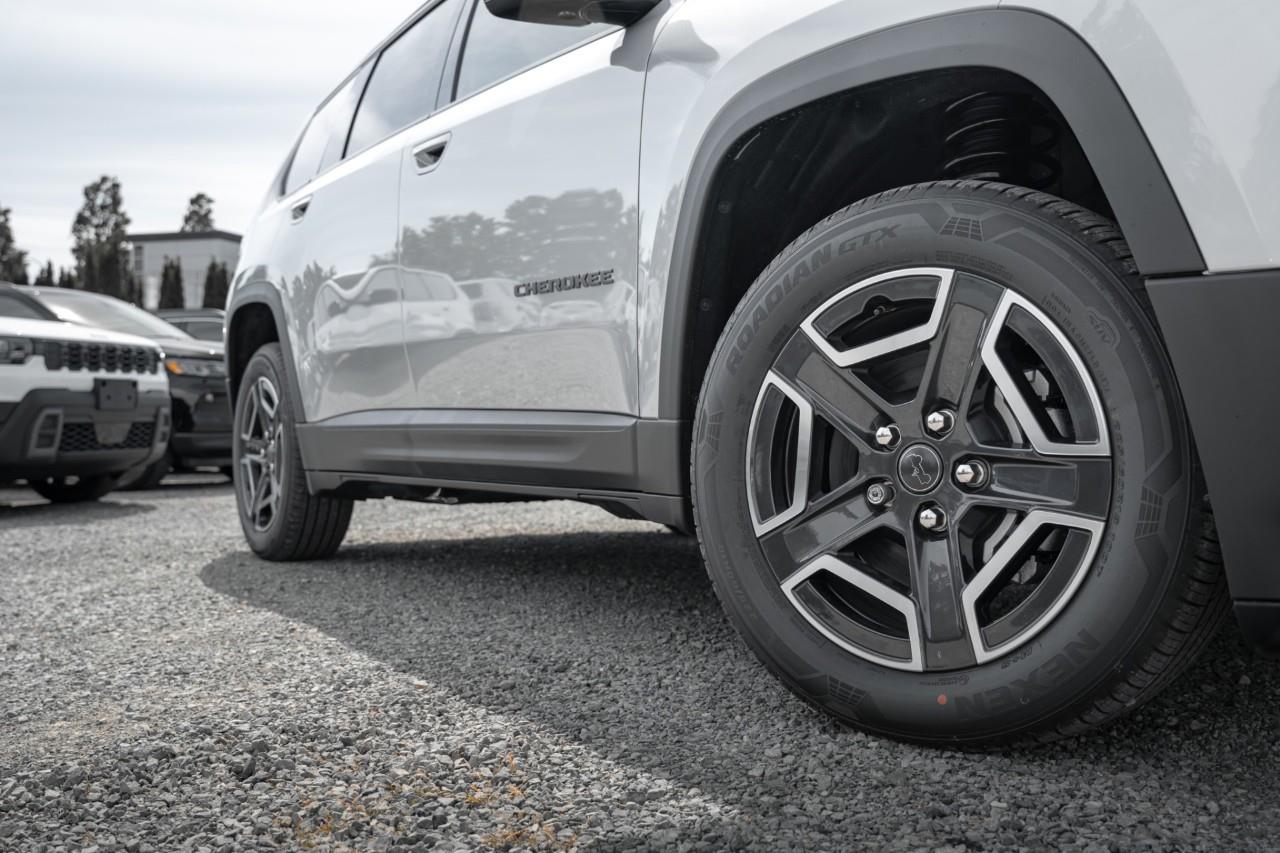 2026 Jeep Cherokee Laredo/Limited T190989