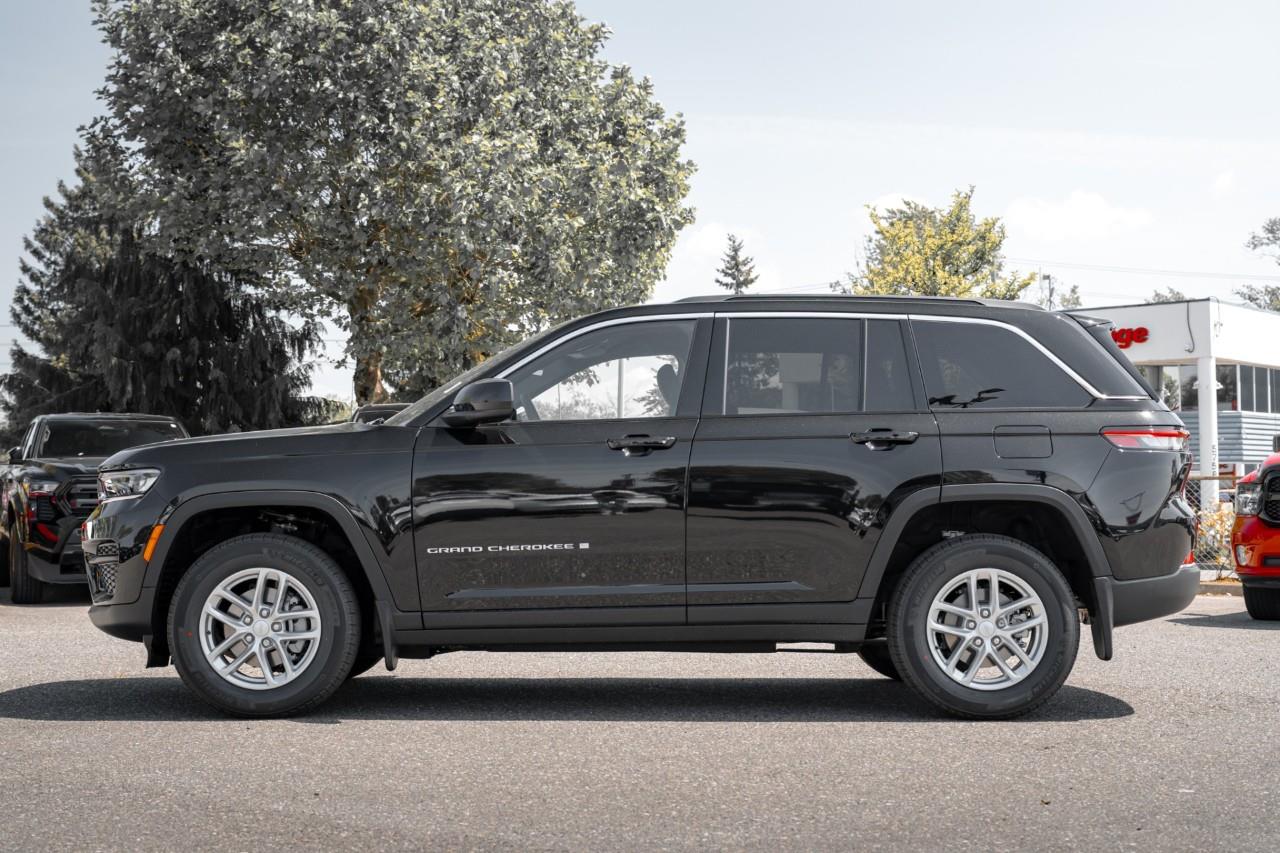 2026 Jeep Grand Cherokee  T274021