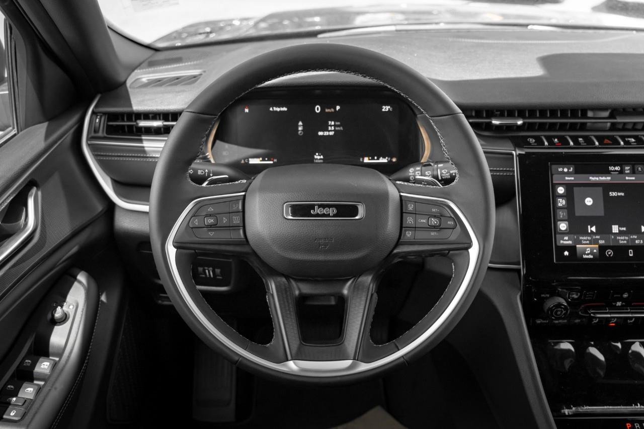 2026 Jeep Grand Cherokee  T274021
