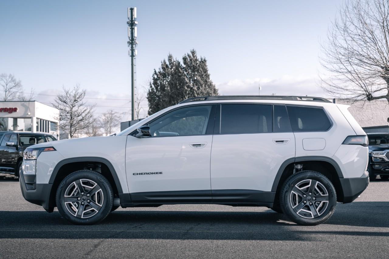 2026 Jeep Cherokee Laredo/Limited T150558