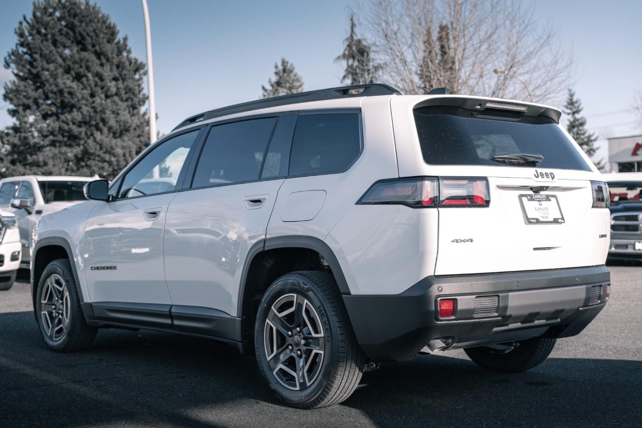 2026 Jeep Cherokee Laredo/Limited T150558