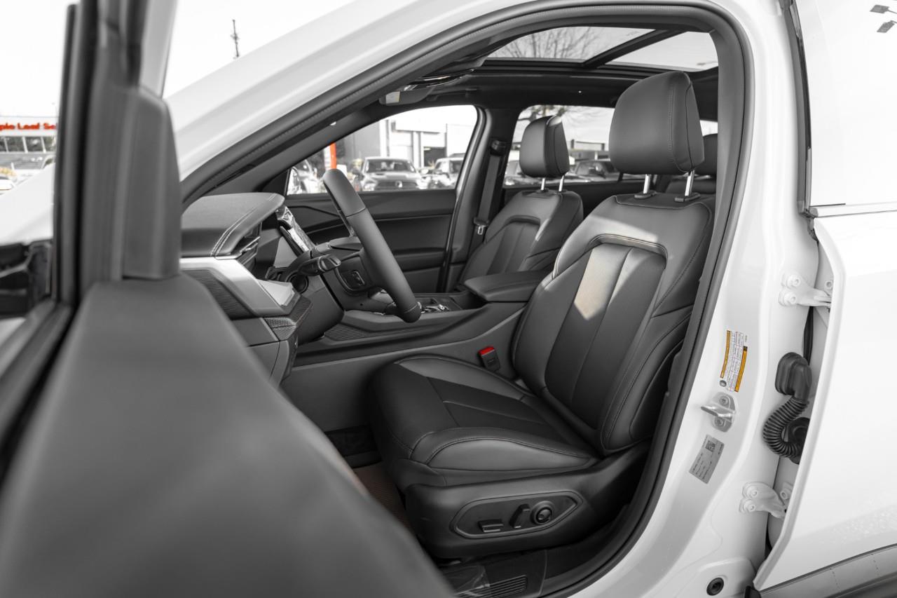 2026 Jeep Cherokee Laredo/Limited T150558