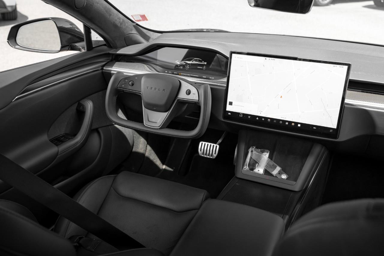 2022 Tesla Model S Plaid LC2942