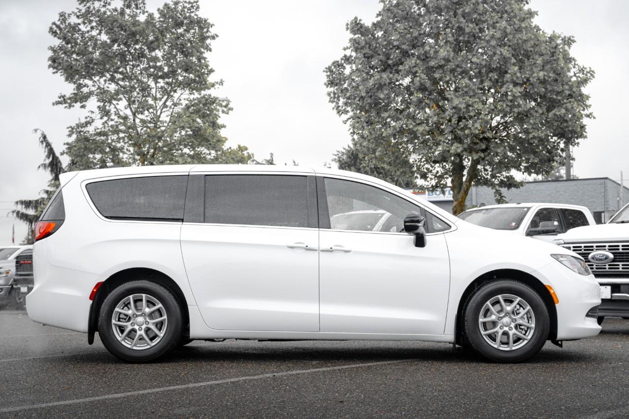 2027 Chrysler Grand Caravan SXT V551706