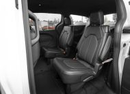2027 Chrysler Grand Caravan SXT V551706