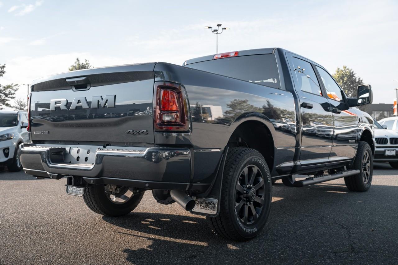 2026 RAM 3500 Big Horn T212182