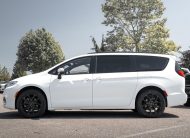 2023 Chrysler Pacifica Touring-L LC2989