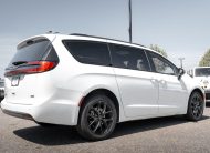 2023 Chrysler Pacifica Touring-L LC2989