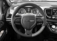 2023 Chrysler Pacifica Touring-L LC2989