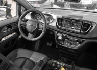 2023 Chrysler Pacifica Touring-L LC2989