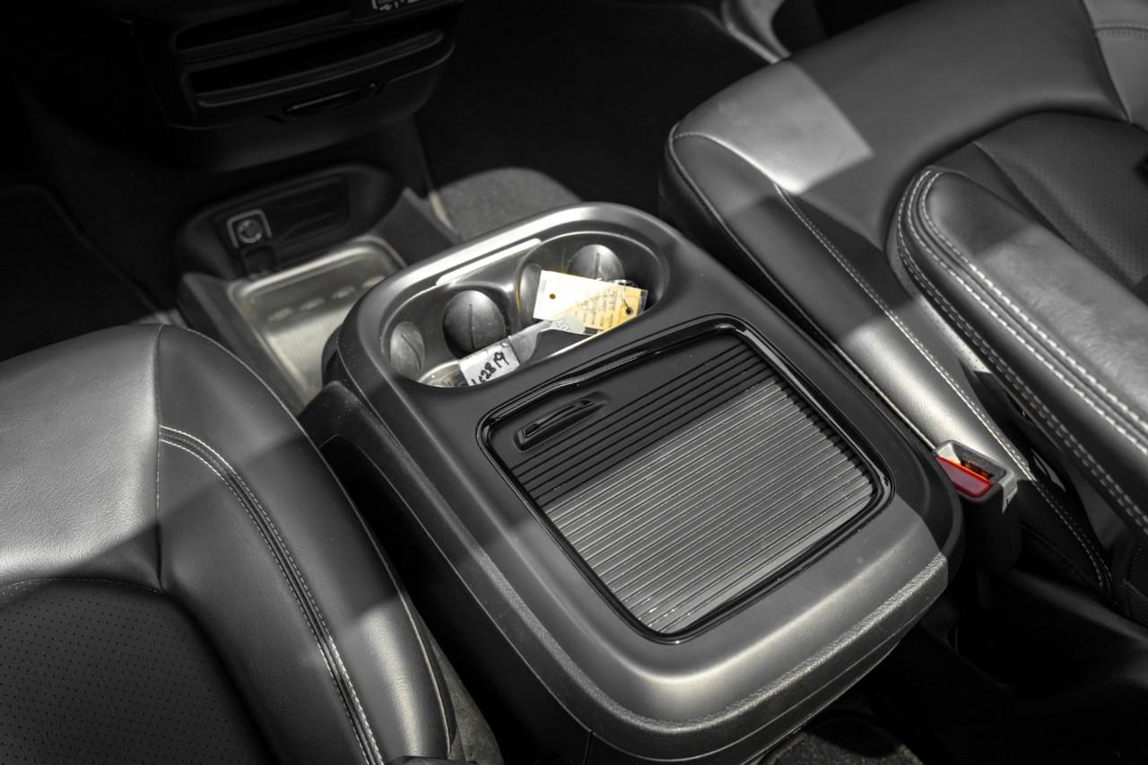 2023 Chrysler Pacifica Touring-L LC2989
