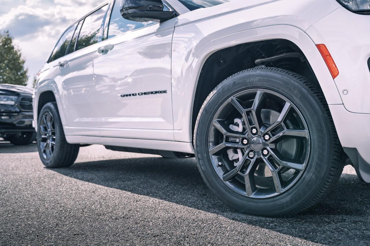 2023 Jeep Grand Cherokee 4xe  LC2963