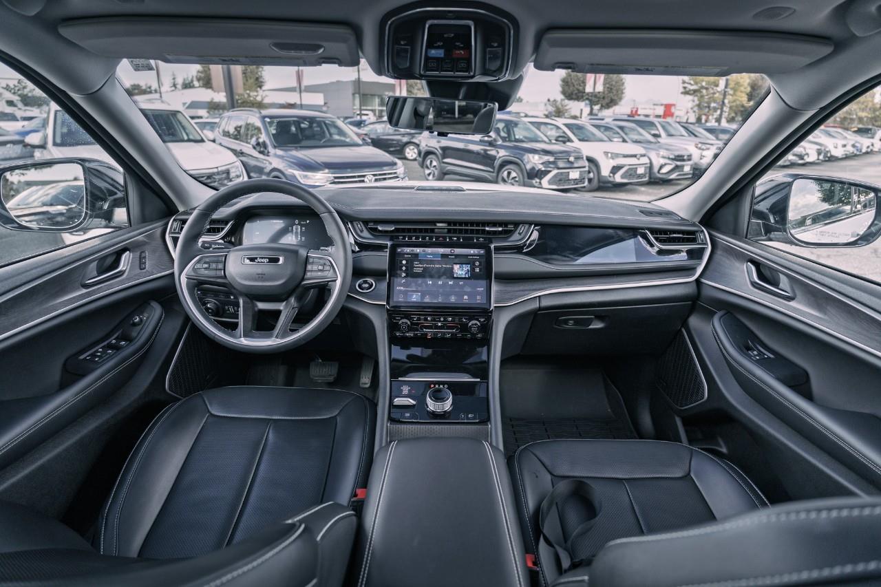 2023 Jeep Grand Cherokee 4xe  LC2963