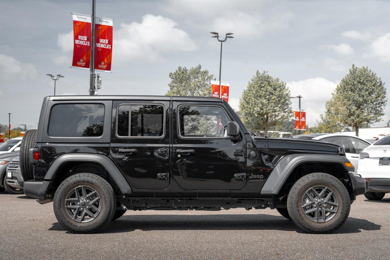 2024 Jeep Wrangler Sport LC2982