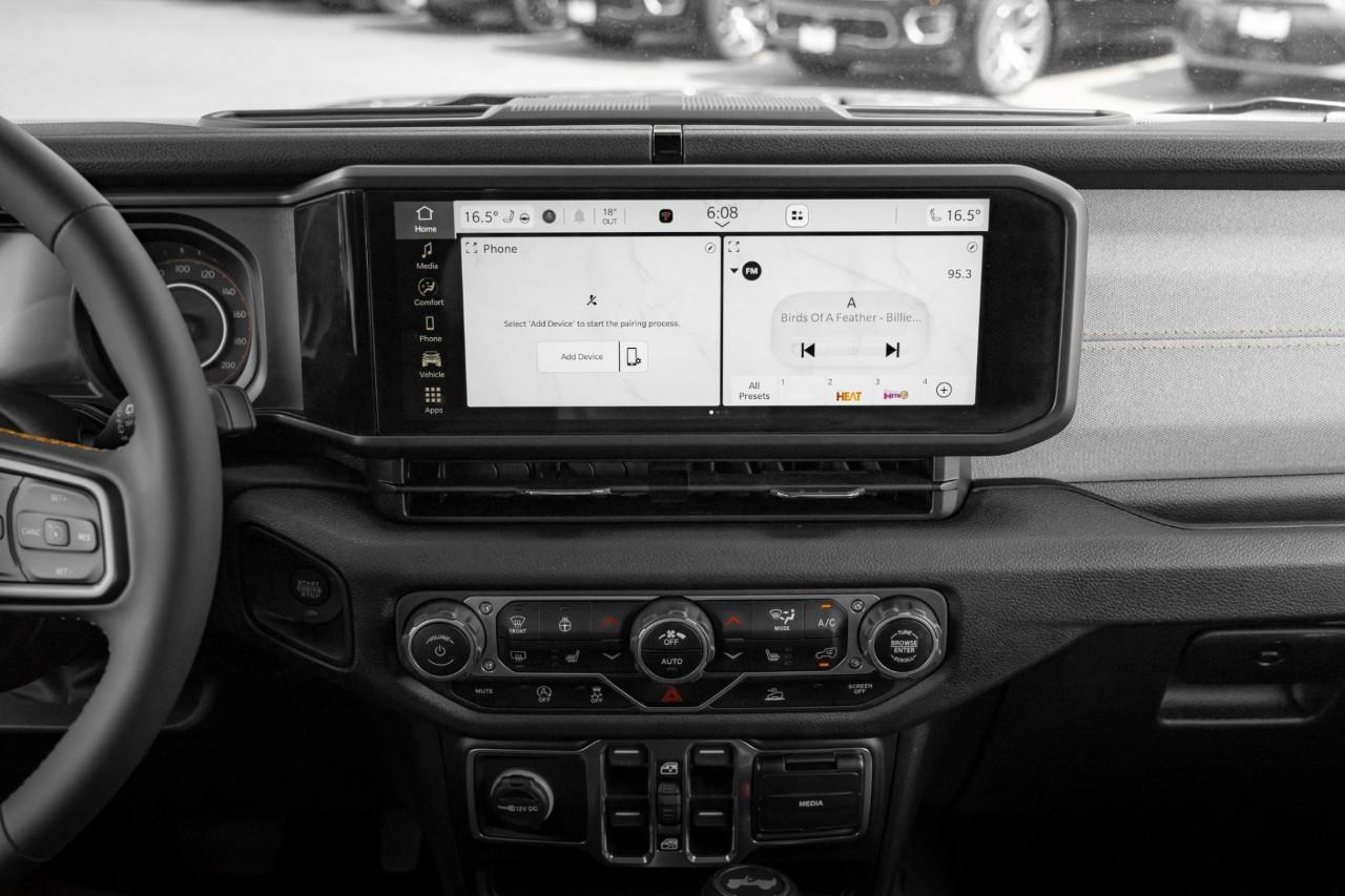 2024 Jeep Wrangler Sport LC2982