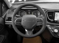 2027 Chrysler Pacifica Select V555393
