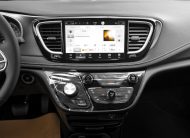 2027 Chrysler Pacifica Select V555393