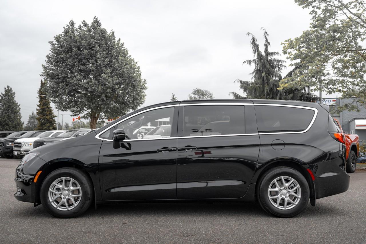 2027 Chrysler Grand Caravan SXT V551772