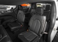 2027 Chrysler Pacifica Select V551619