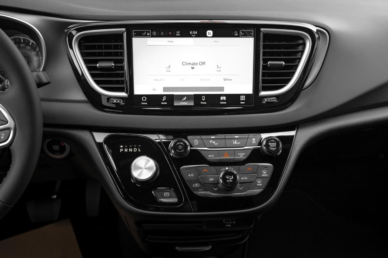 2027 Chrysler Grand Caravan SXT V555008