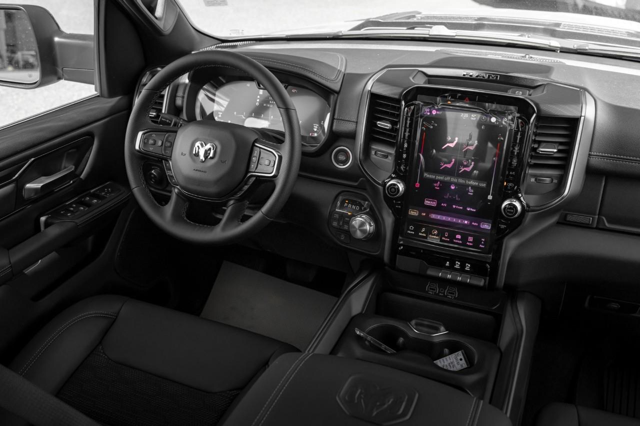 2026 RAM 1500 Sport T371123