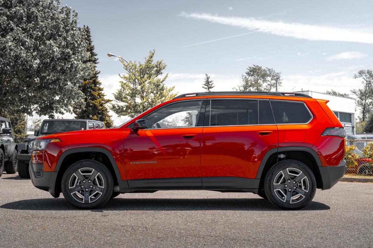 2026 Jeep Cherokee Laredo/Limited T264398