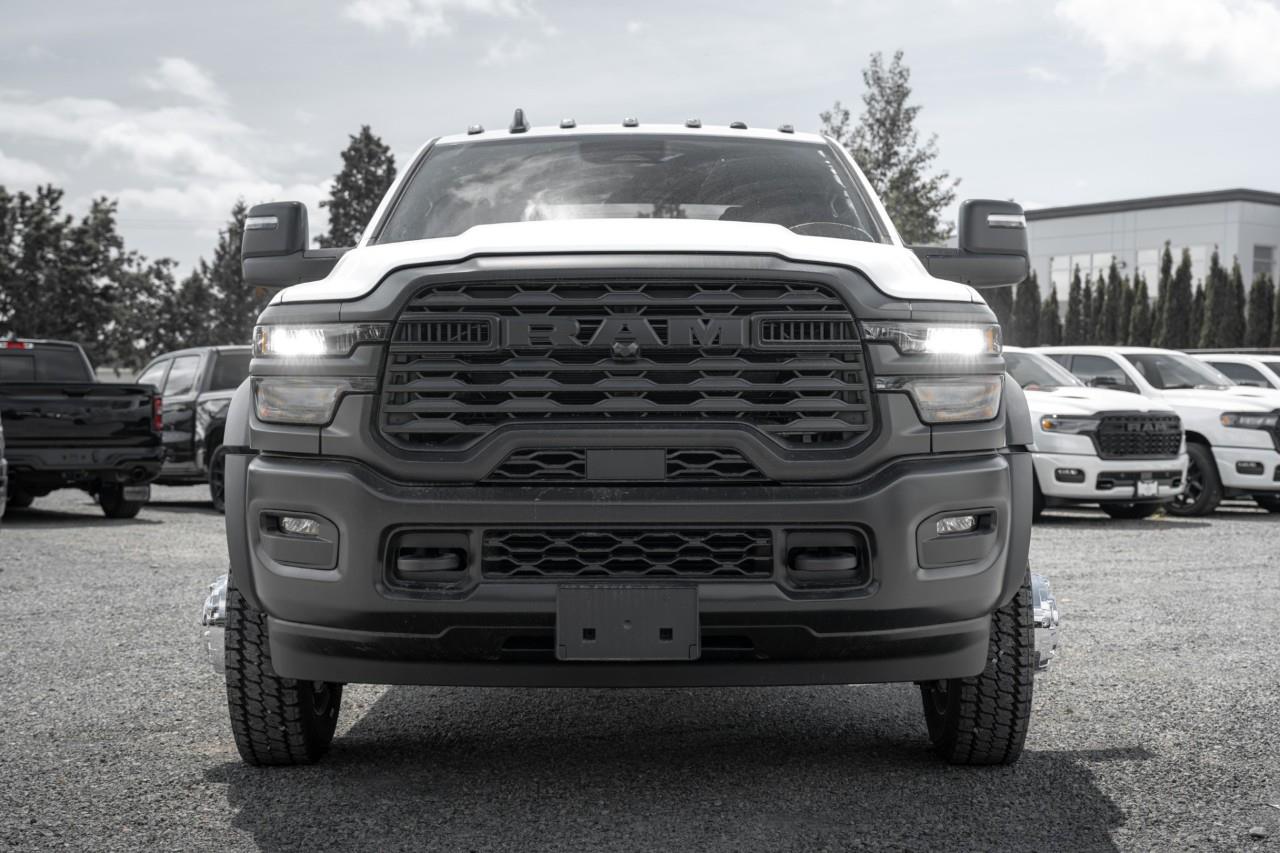 2026 RAM 5500 Chassis Tradesman/Big Horn T295059