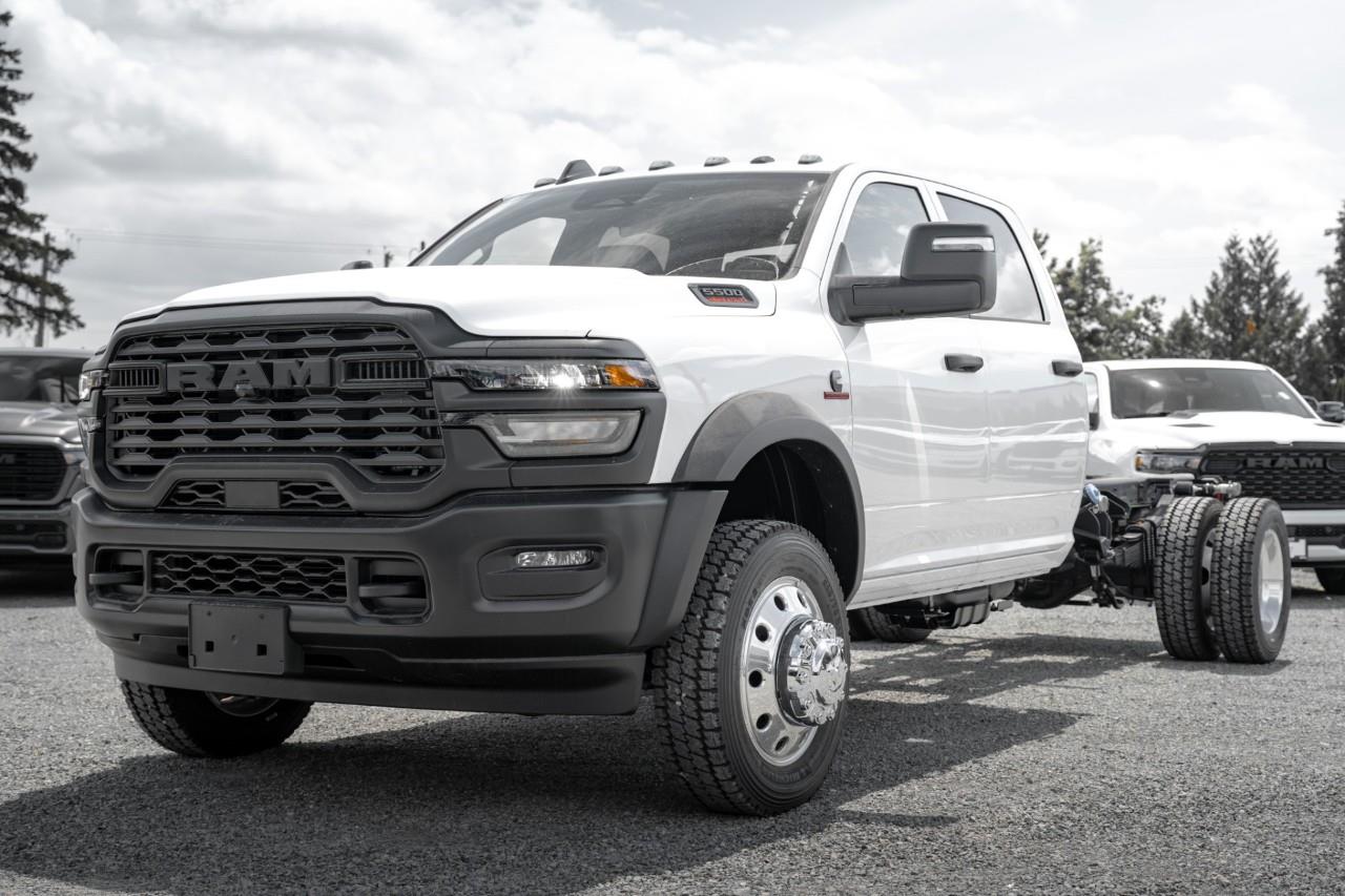 2026 RAM 5500 Chassis Tradesman/Big Horn T295059