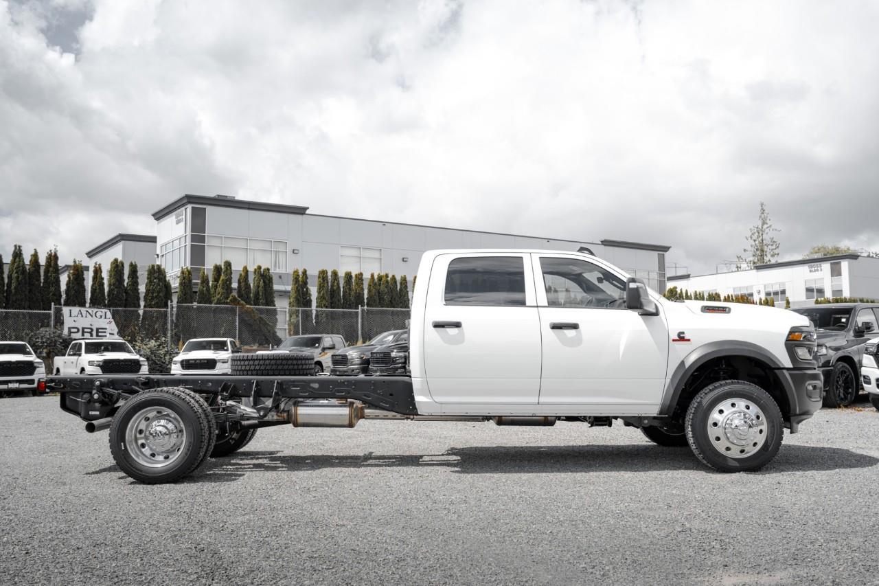 2026 RAM 5500 Chassis Tradesman/Big Horn T295059