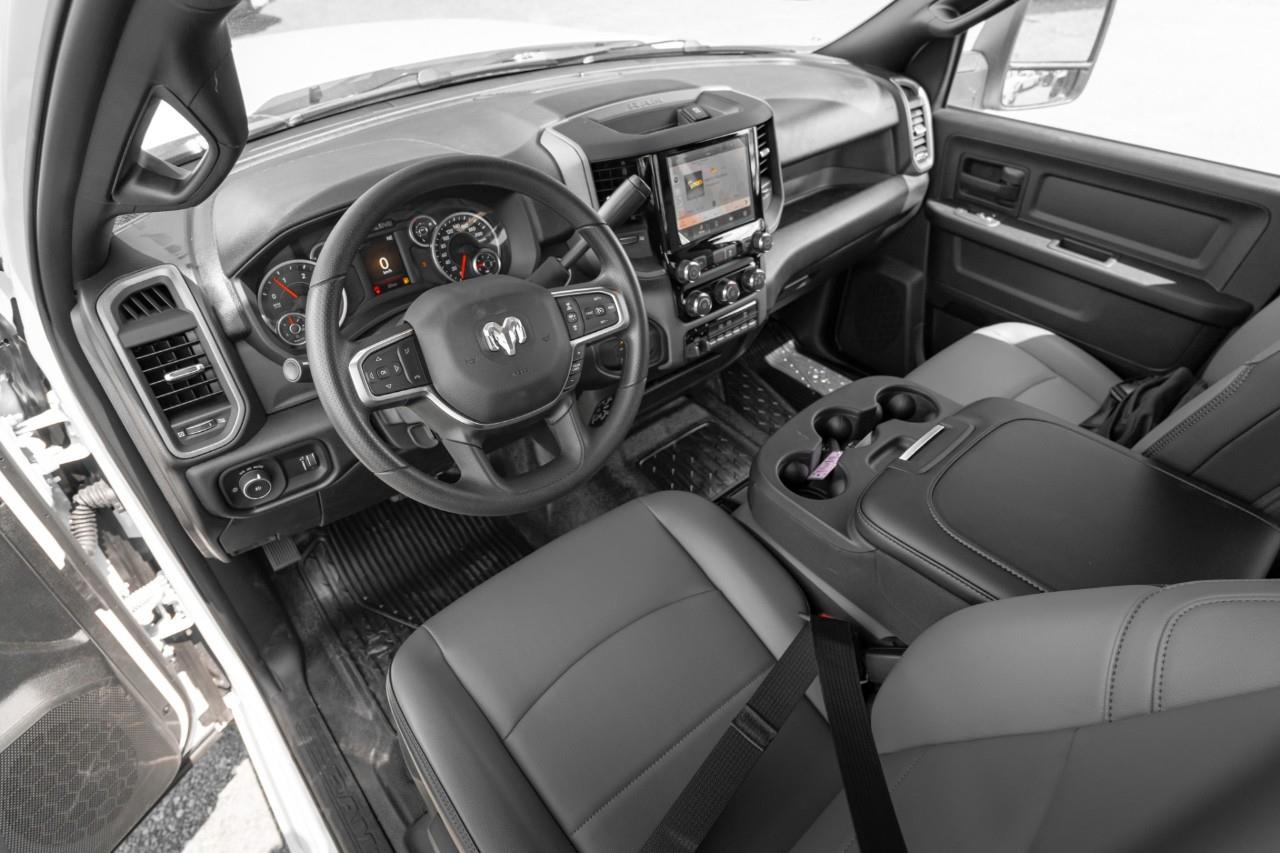 2026 RAM 5500 Chassis Tradesman/Big Horn T295059