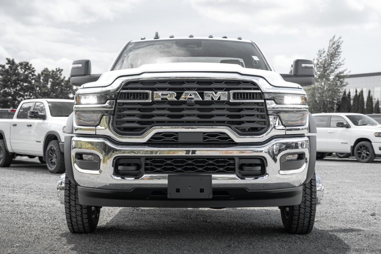 2026 RAM 5500 Chassis Tradesman/Big Horn T293463